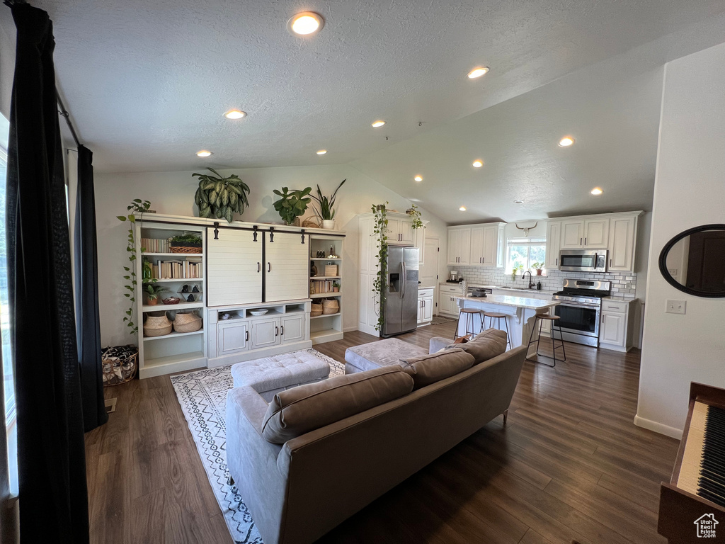 368 E 400 S Nephi, UT 84648