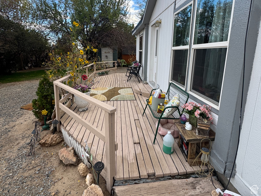 Photo 8 for MLS #2112961 at 10106 E 2800 South