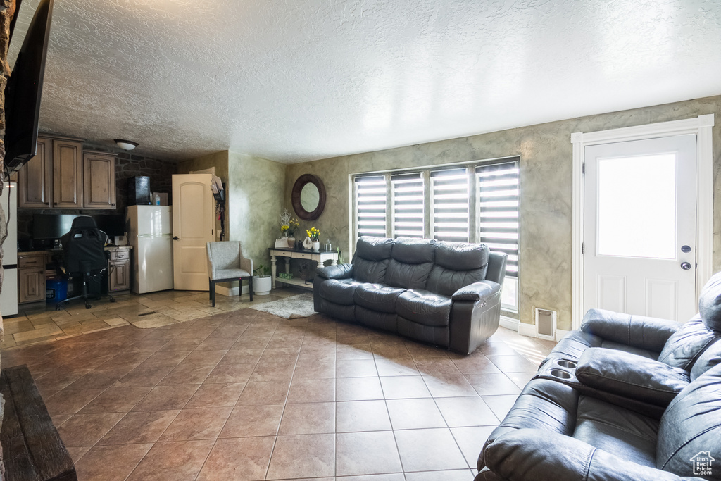 Photo 11 for MLS #2112976 at 331 W 1500 South