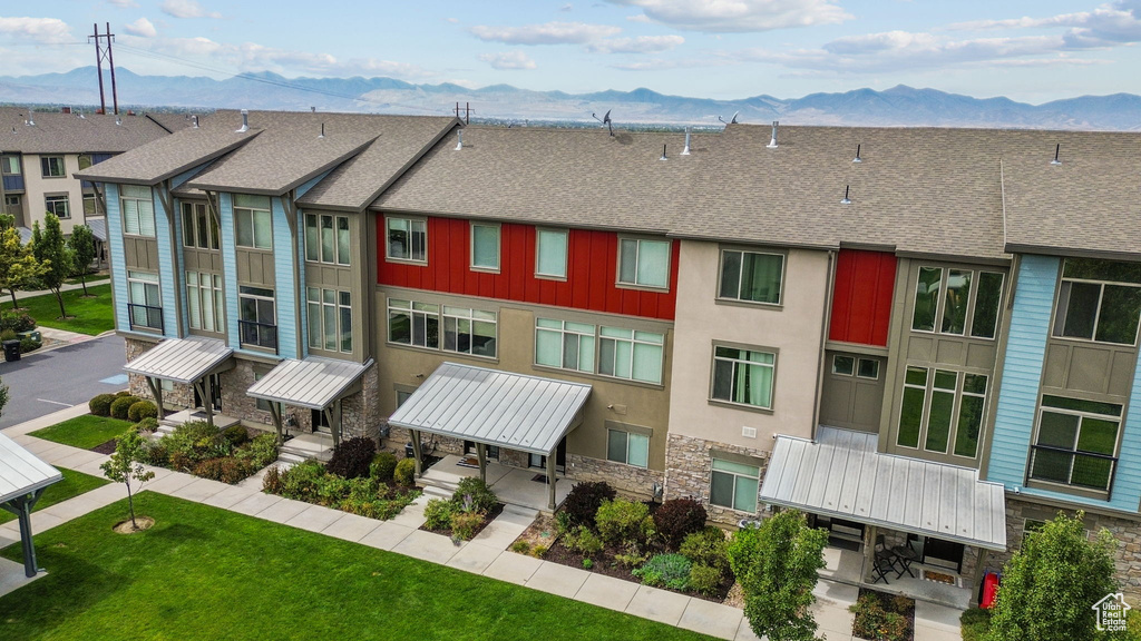 7541 S COREIANO LN Midvale, UT 84047