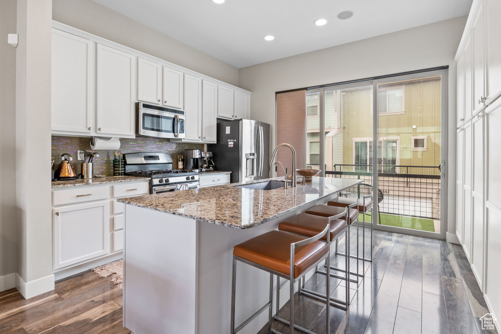 7541 S COREIANO LN Midvale, UT 84047