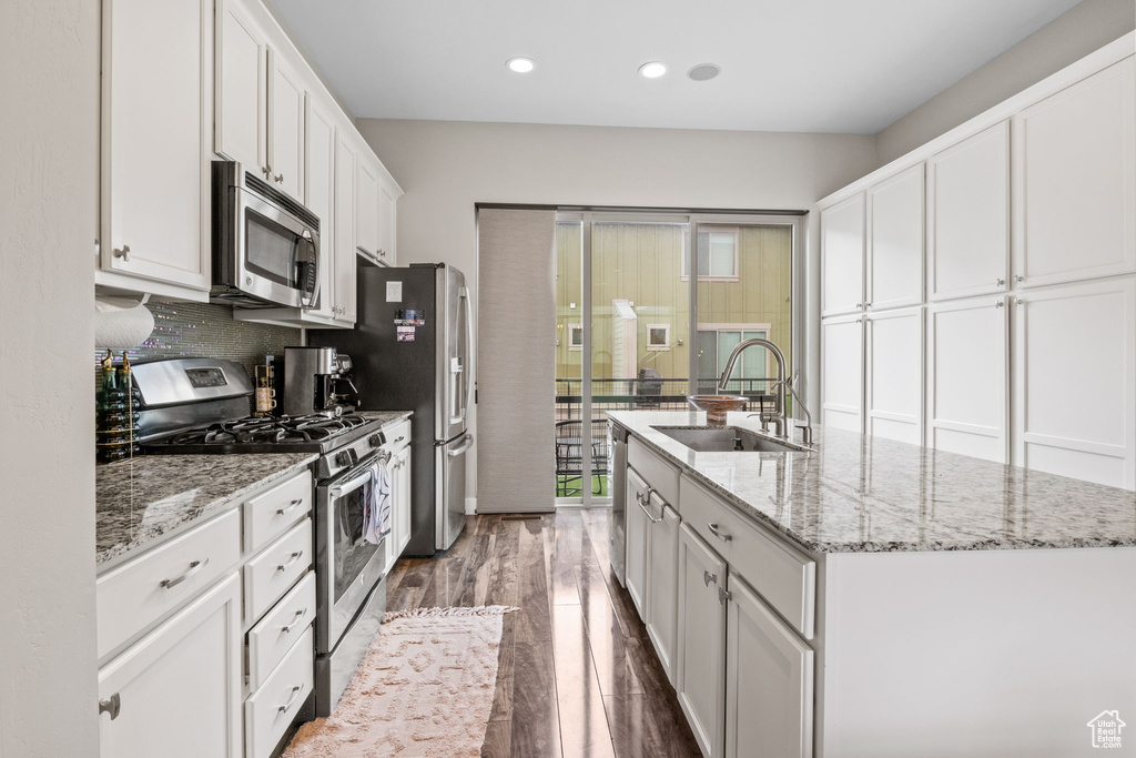 7541 S COREIANO LN Midvale, UT 84047