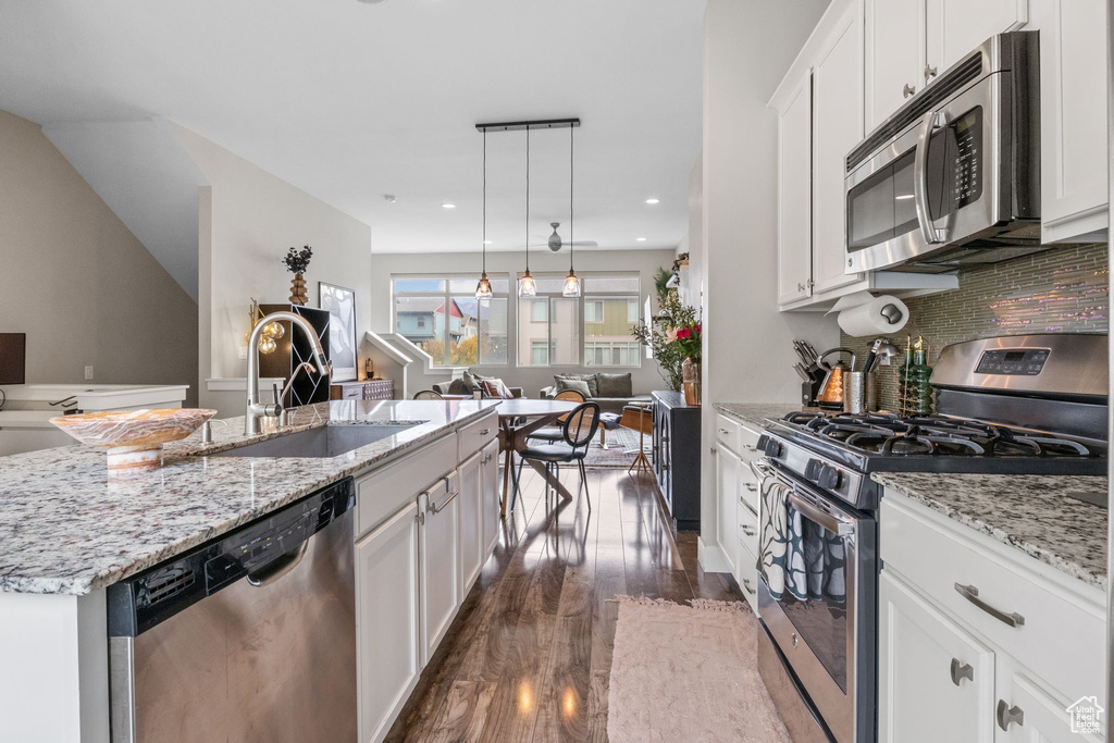 7541 S COREIANO LN Midvale, UT 84047