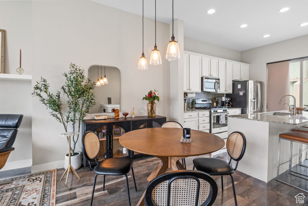 7541 S COREIANO LN Midvale, UT 84047