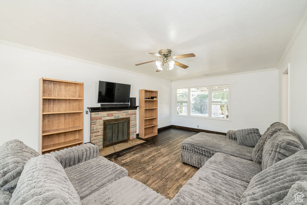 Photo 3 for MLS #2113016 at 665 S 400 E