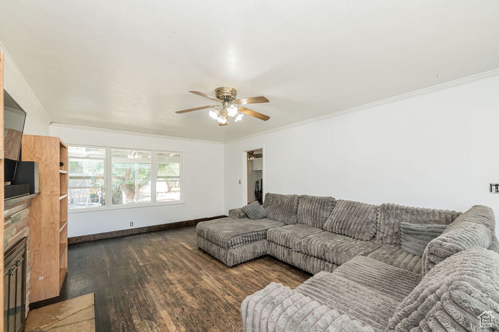 Photo 5 for MLS #2113016 at 665 S 400 E