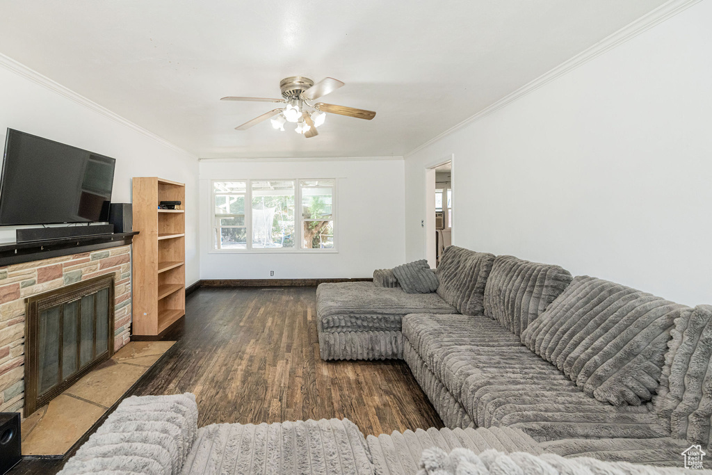 Photo 4 for MLS #2113016 at 665 S 400 E