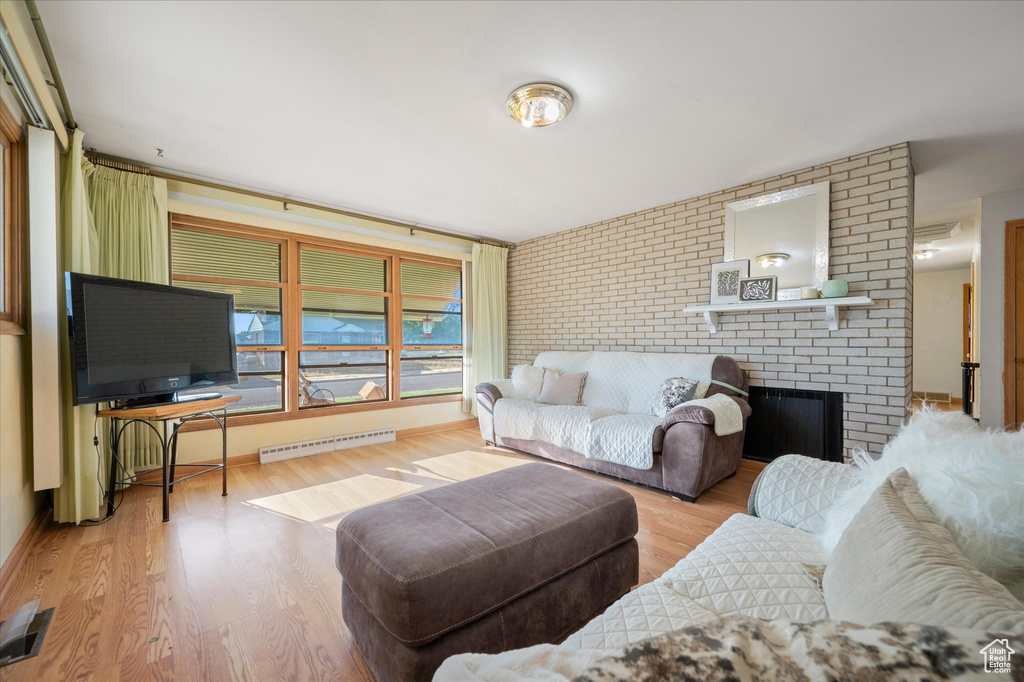 Photo 6 for MLS #2113017 at 275 S 600 East