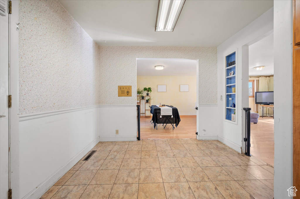 Photo 13 for MLS #2113017 at 275 S 600 East