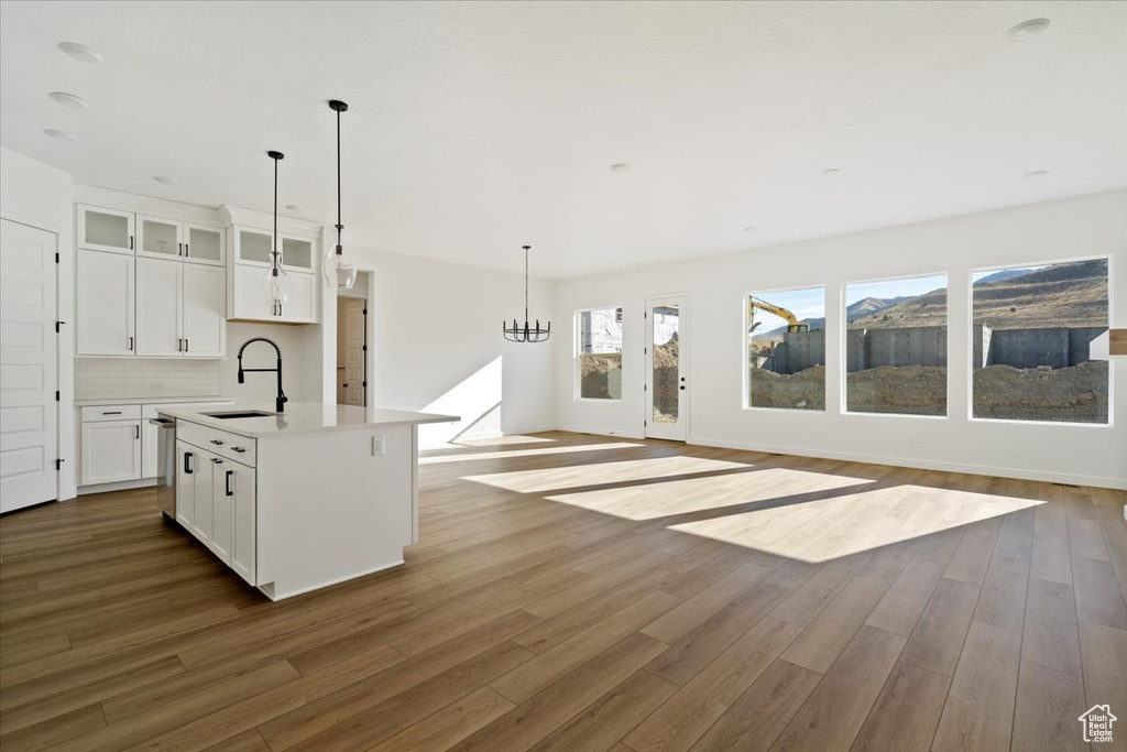 Photo 4 for MLS #2113032 at 1048 W Serviceberry St