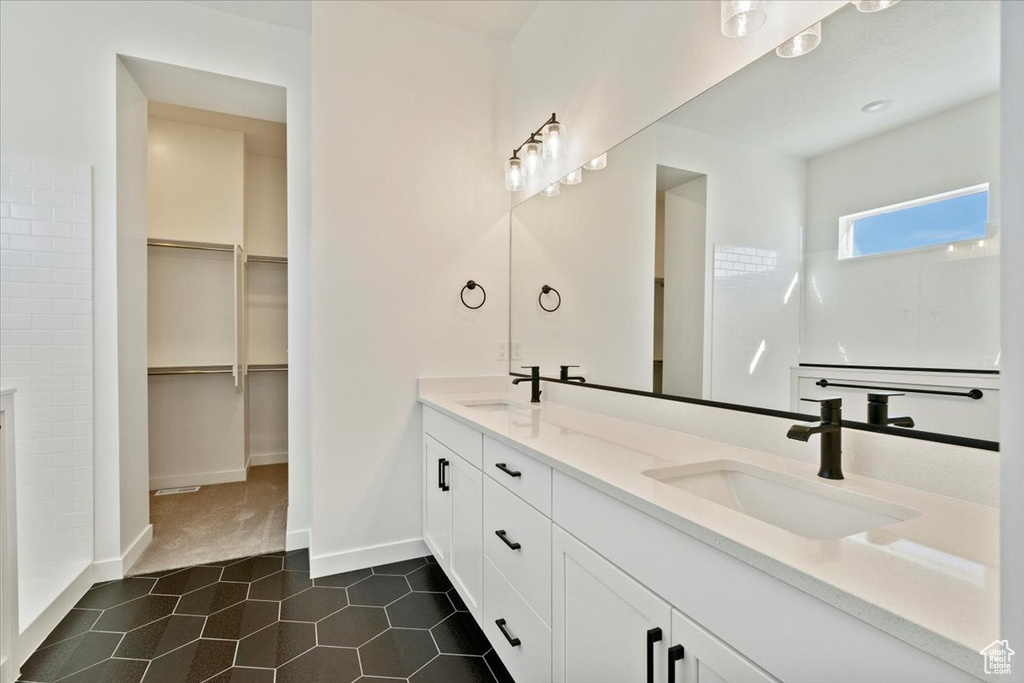 Photo 8 for MLS #2113032 at 1048 W Serviceberry St