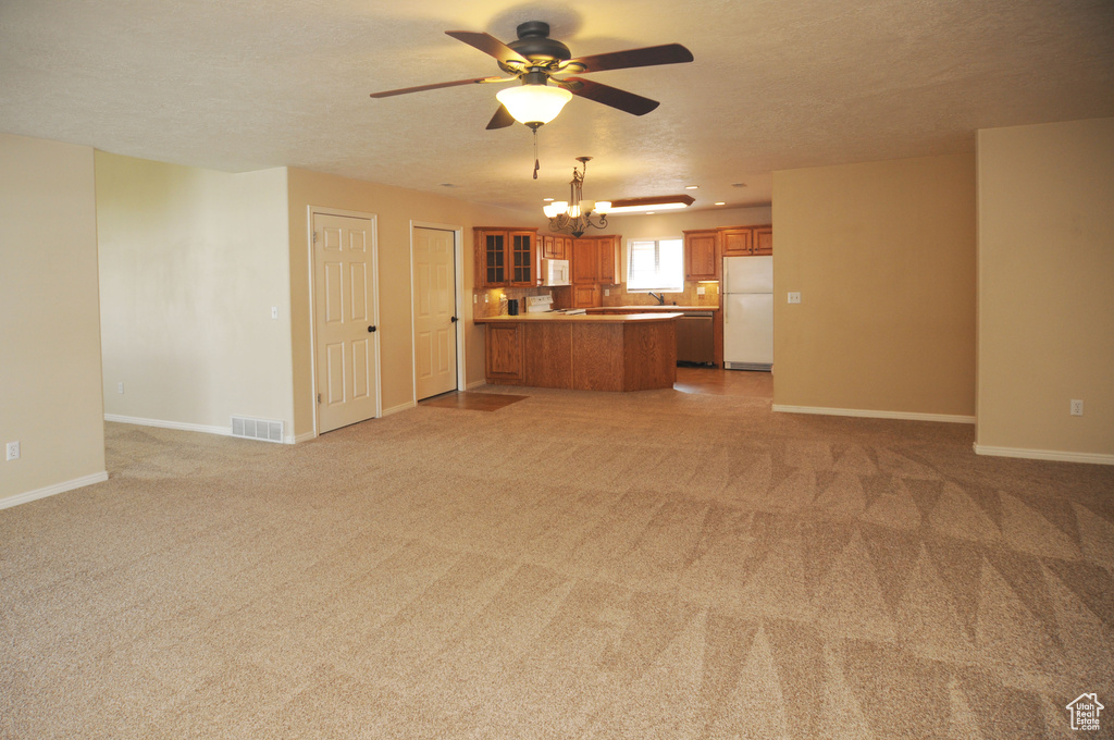 Photo 6 for MLS #2113039 at 4015 Meadow Wood Dr