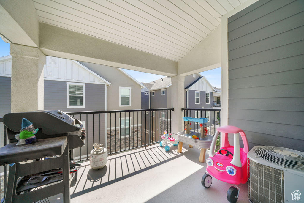 Photo 14 for MLS #2113042 at 317 W 435 North