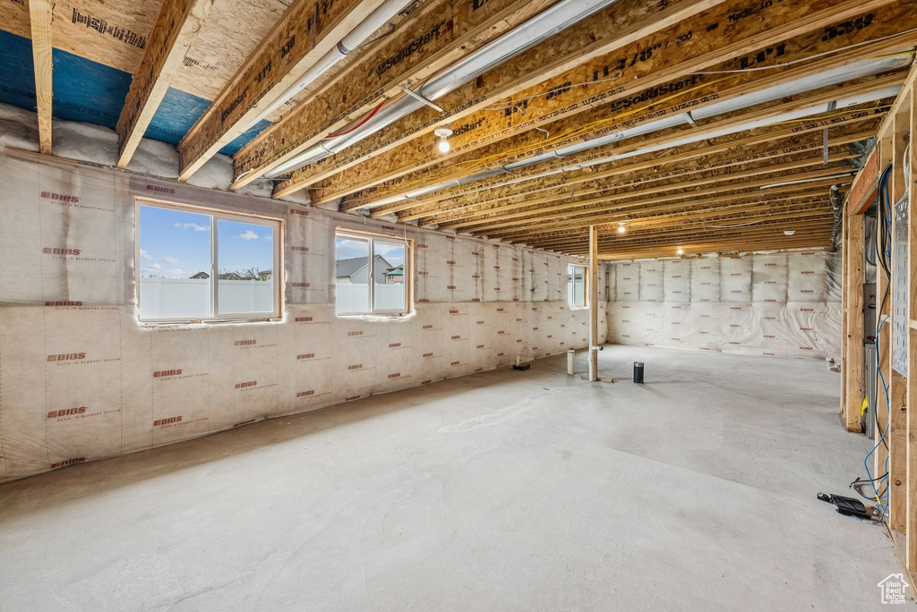 4269 W 2025 S Taylor, UT 84401