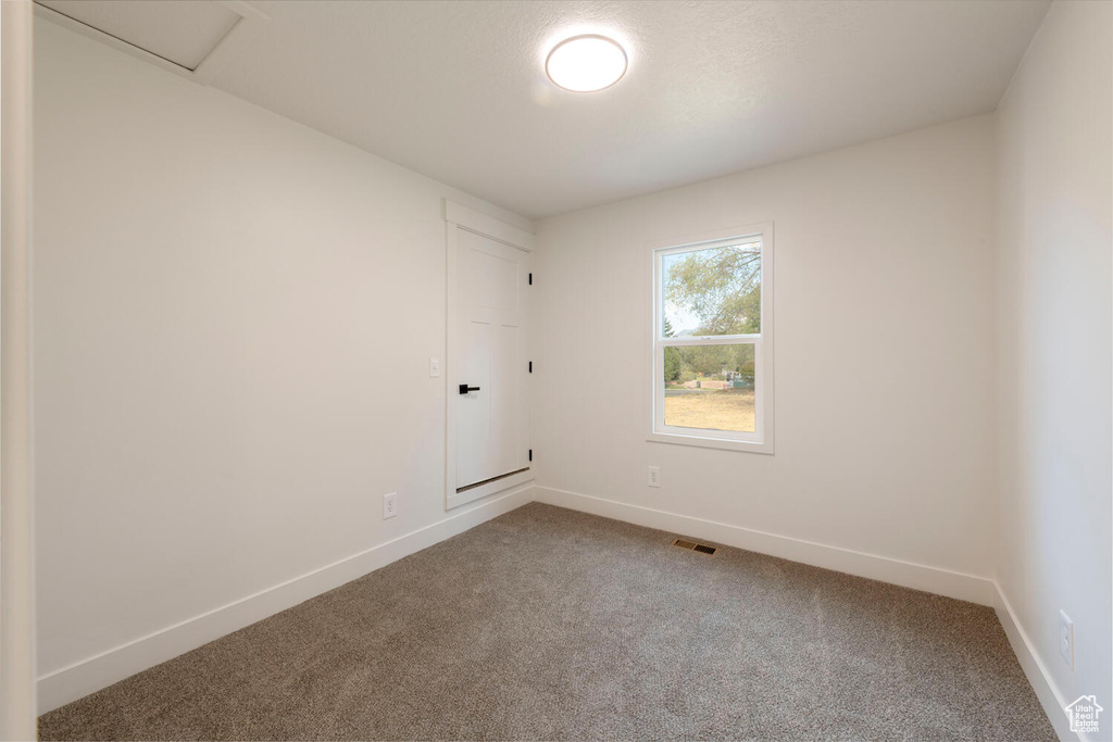 9847 S 1000 W South Jordan, UT 84095