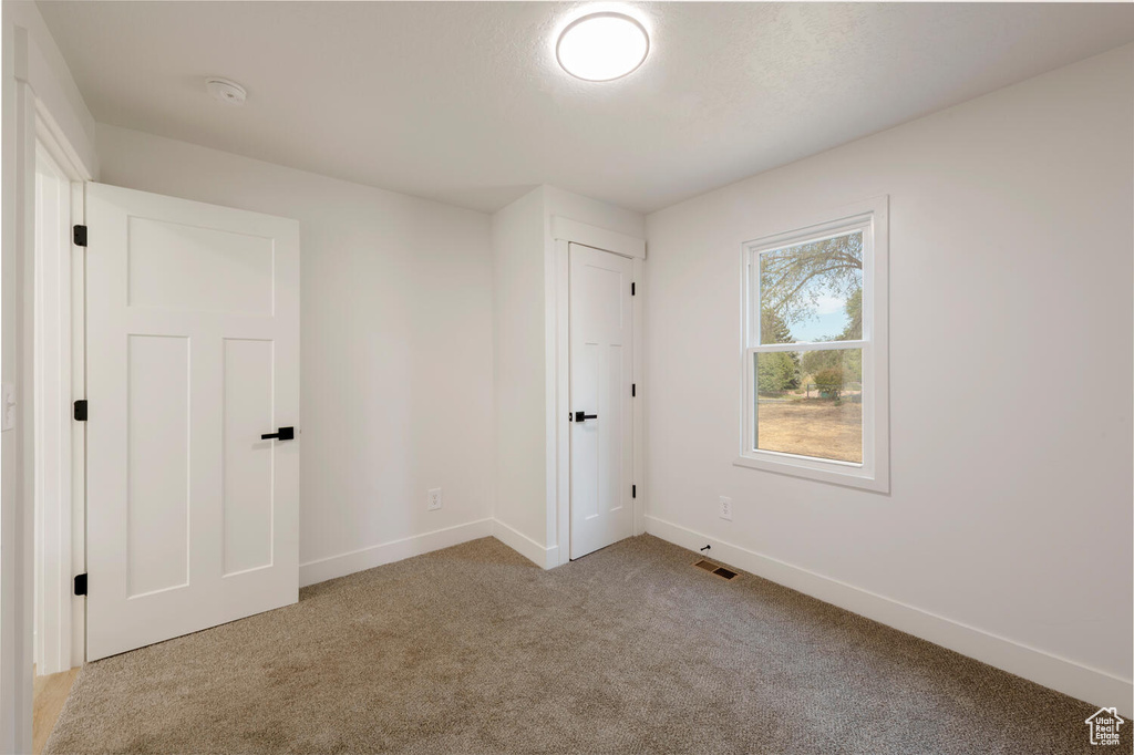 9847 S 1000 W South Jordan, UT 84095