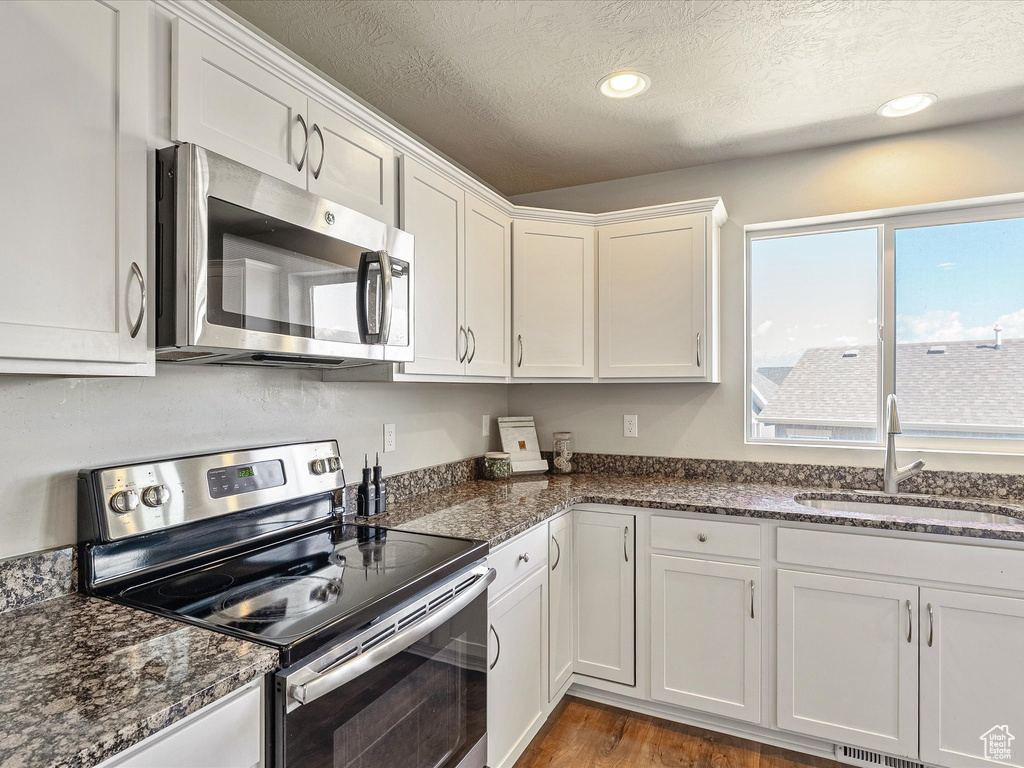 2956 S WILLOW CREEK DR Saratoga Springs, UT 84045