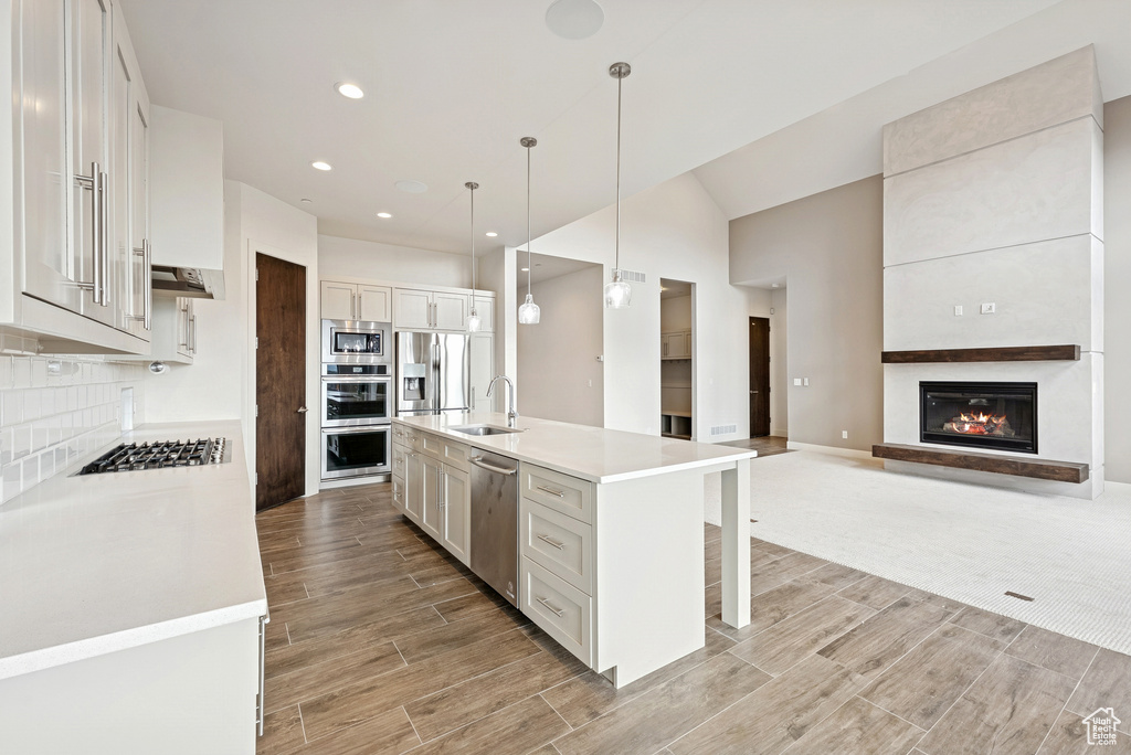 Photo 15 for MLS #2113073 at 1624 E Abajo Peak Cir