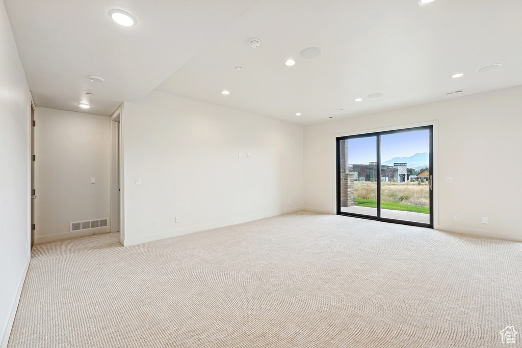Photo 35 for MLS #2113073 at 1624 E Abajo Peak Cir