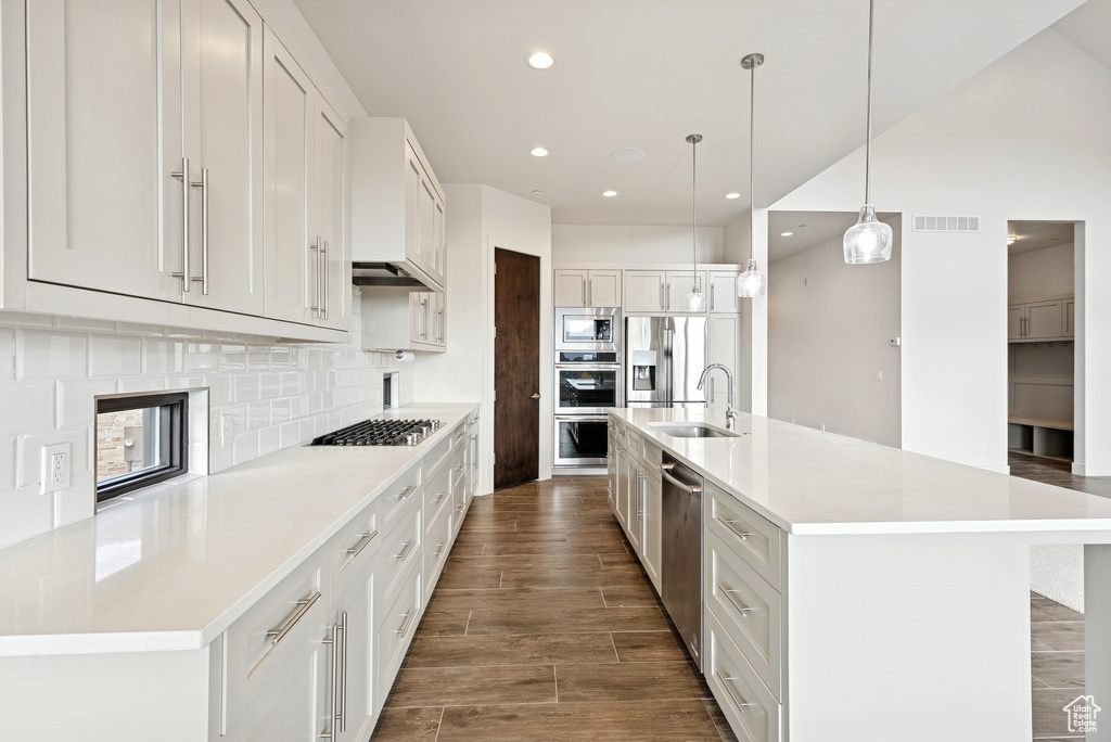 Photo 13 for MLS #2113073 at 1624 E Abajo Peak Cir