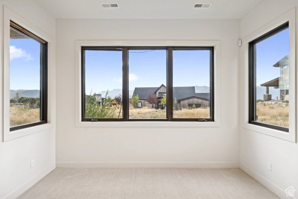 Photo 33 for MLS #2113073 at 1624 E Abajo Peak Cir