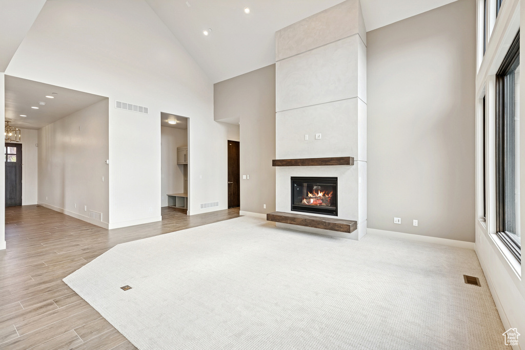 Photo 8 for MLS #2113073 at 1624 E Abajo Peak Cir