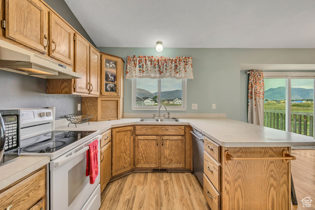 3046 N 2575 W Farr West, UT 84404