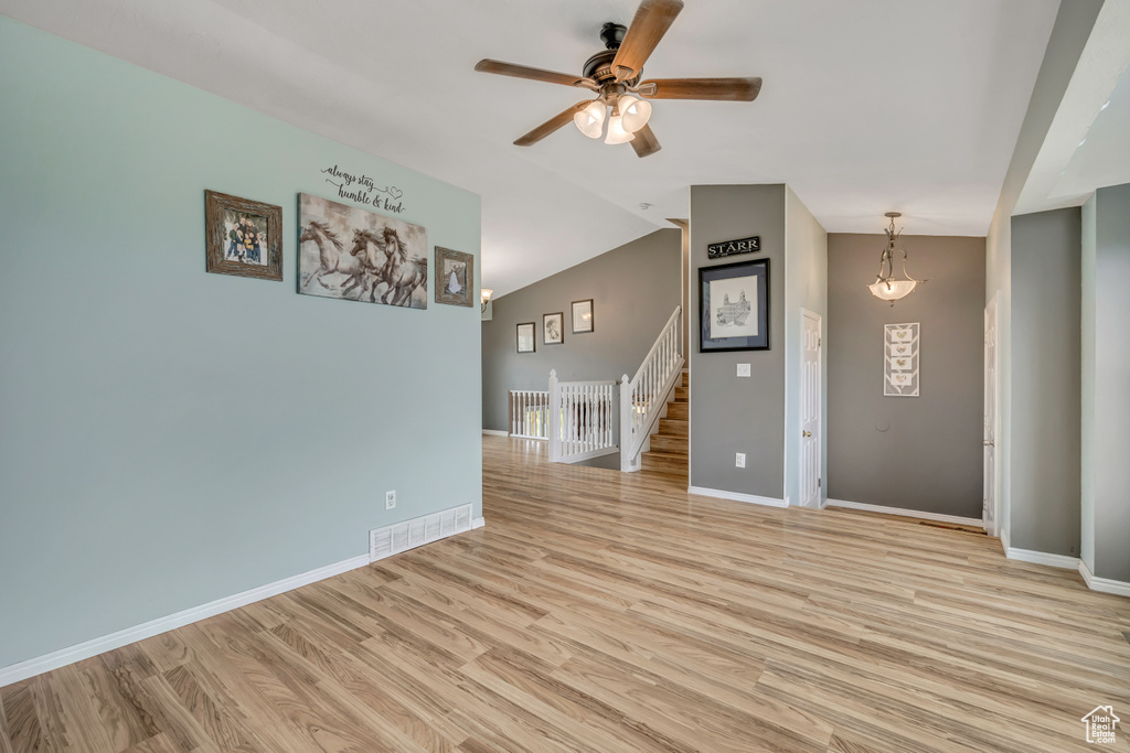 3046 N 2575 W Farr West, UT 84404