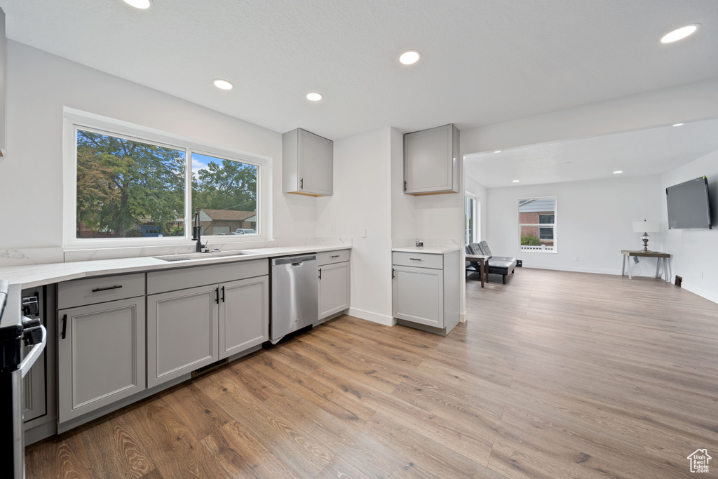 Photo 8 for MLS #2113082 at 421 E Saunders St