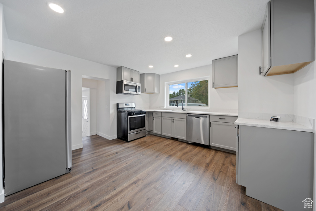 Photo 5 for MLS #2113082 at 421 E Saunders St