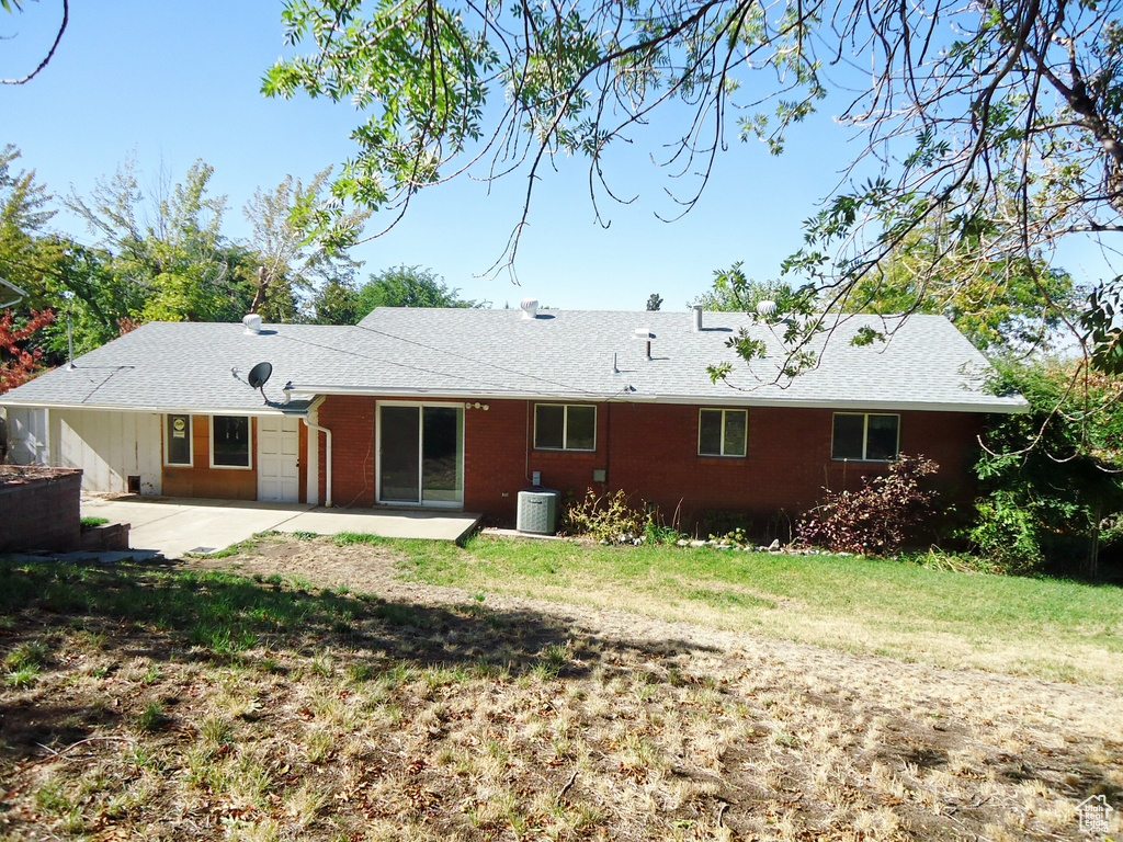 Photo 4 for MLS #2113102 at 2475 S 450 West