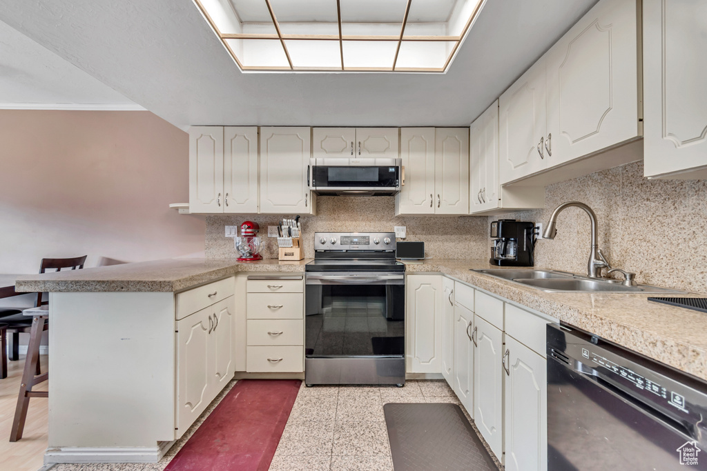 1601 W SUNRISE PL West Jordan, UT 84084