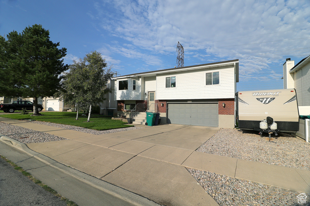 5919 S 3200 W Roy, UT 84067