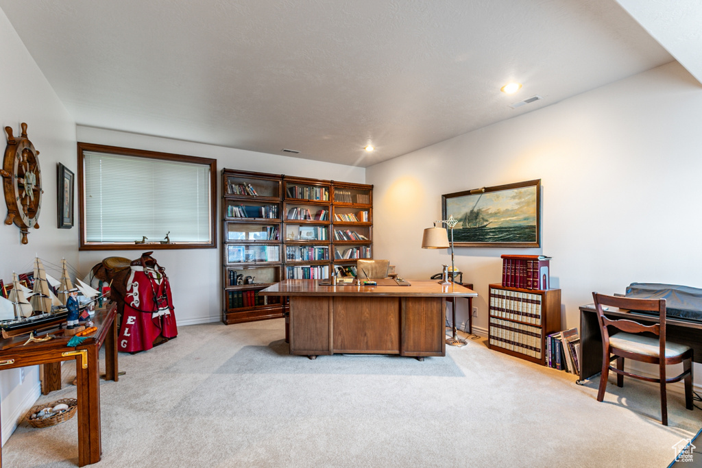 261 N SANDRUN RD Salt Lake City, UT 84103