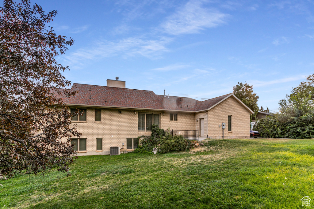 261 N SANDRUN RD Salt Lake City, UT 84103