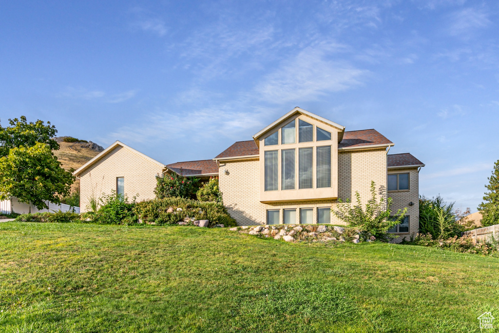 261 N SANDRUN RD Salt Lake City, UT 84103