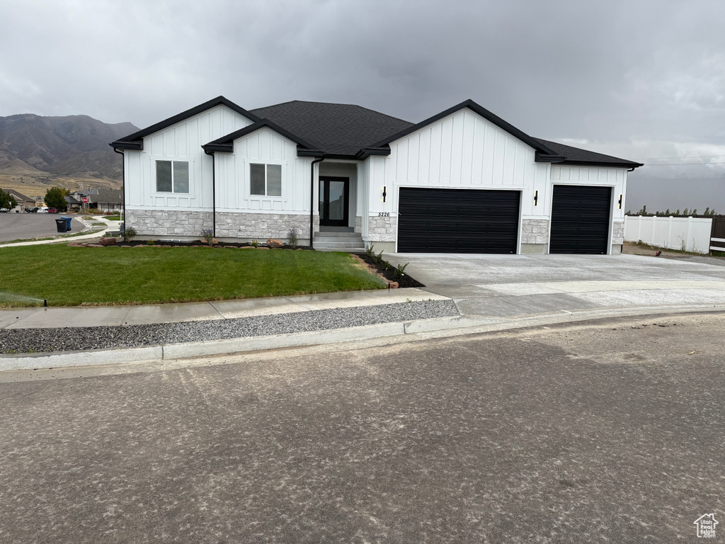 Photo 2 for MLS #2113122 at 5226 N Ventura Cir