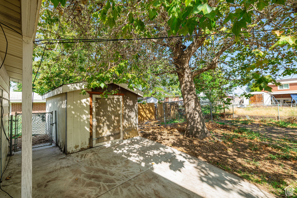 143 W 650 N Clearfield, UT 84015