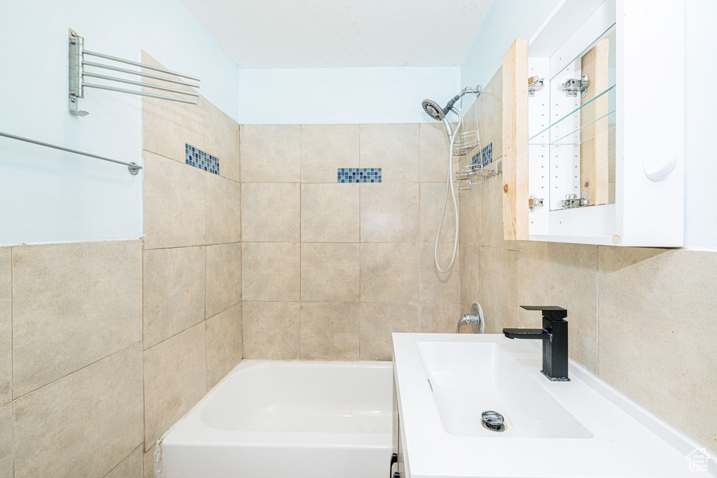 143 W 650 N Clearfield, UT 84015