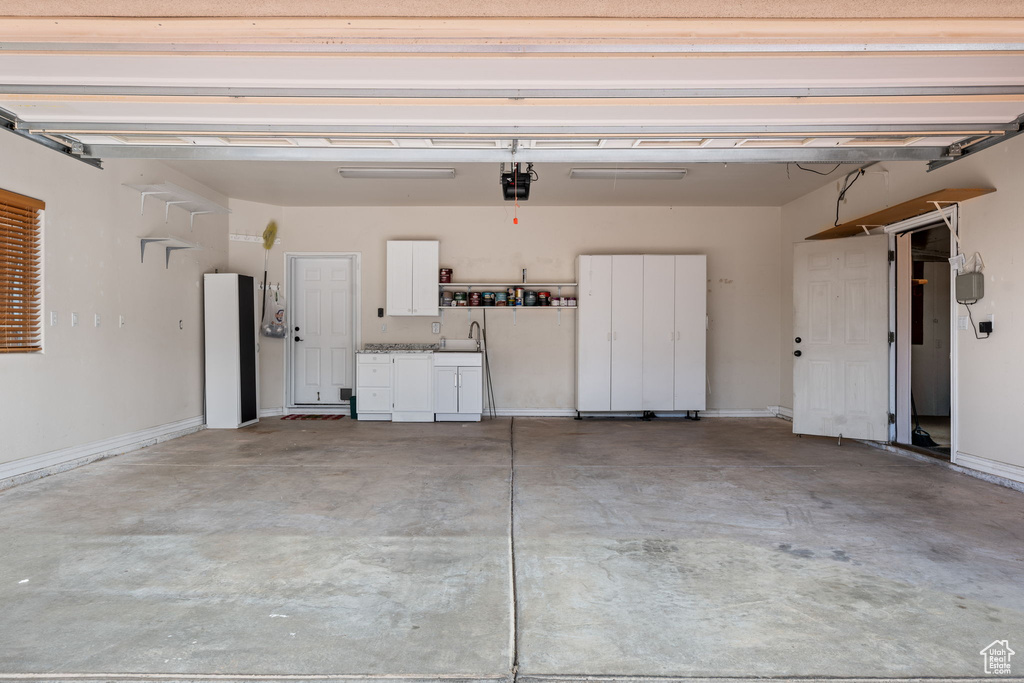 208 N GUIDELIGHT DR Cedar City, UT 84720