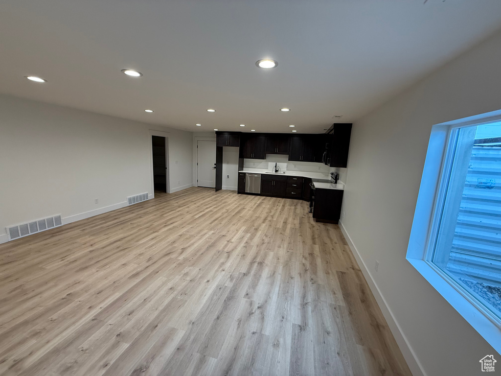 5229 N VENTURA CIR Stansbury Park, UT 84074