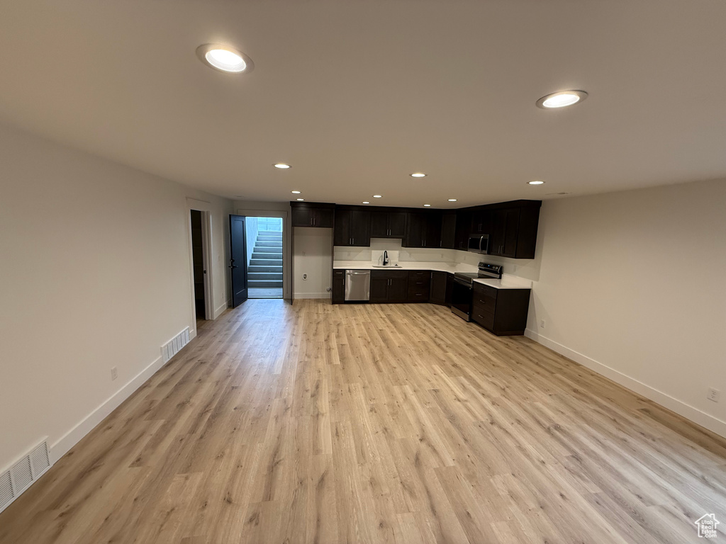5229 N VENTURA CIR Stansbury Park, UT 84074
