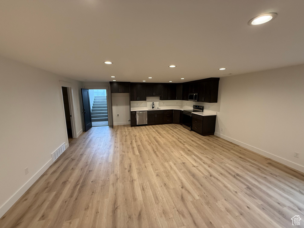 5229 N VENTURA CIR Stansbury Park, UT 84074