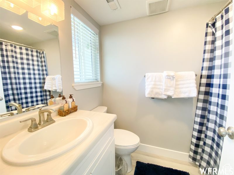 942 N NEWBERG DR #2 Garden City, UT 84028
