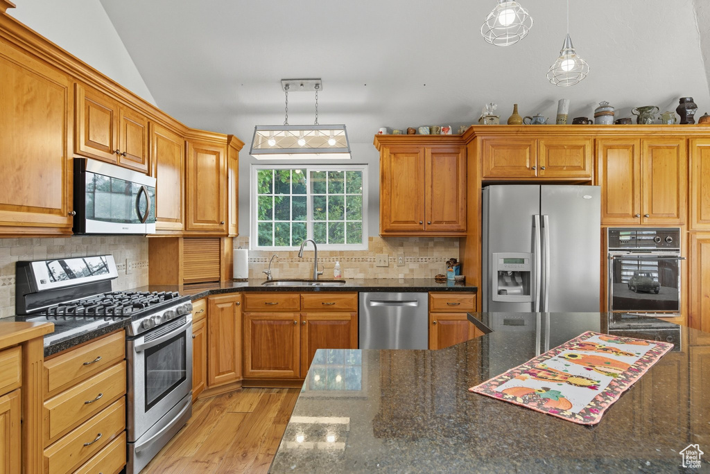 10763 S 2000 E Sandy, UT 84092