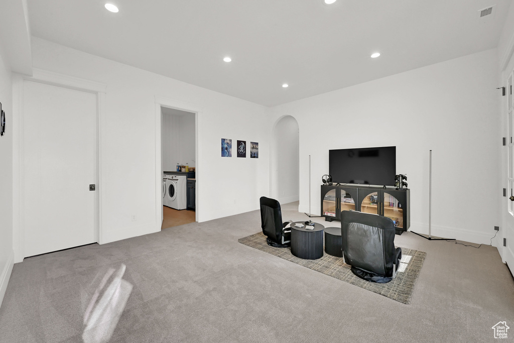 261 N SARAH ST Providence, UT 84332