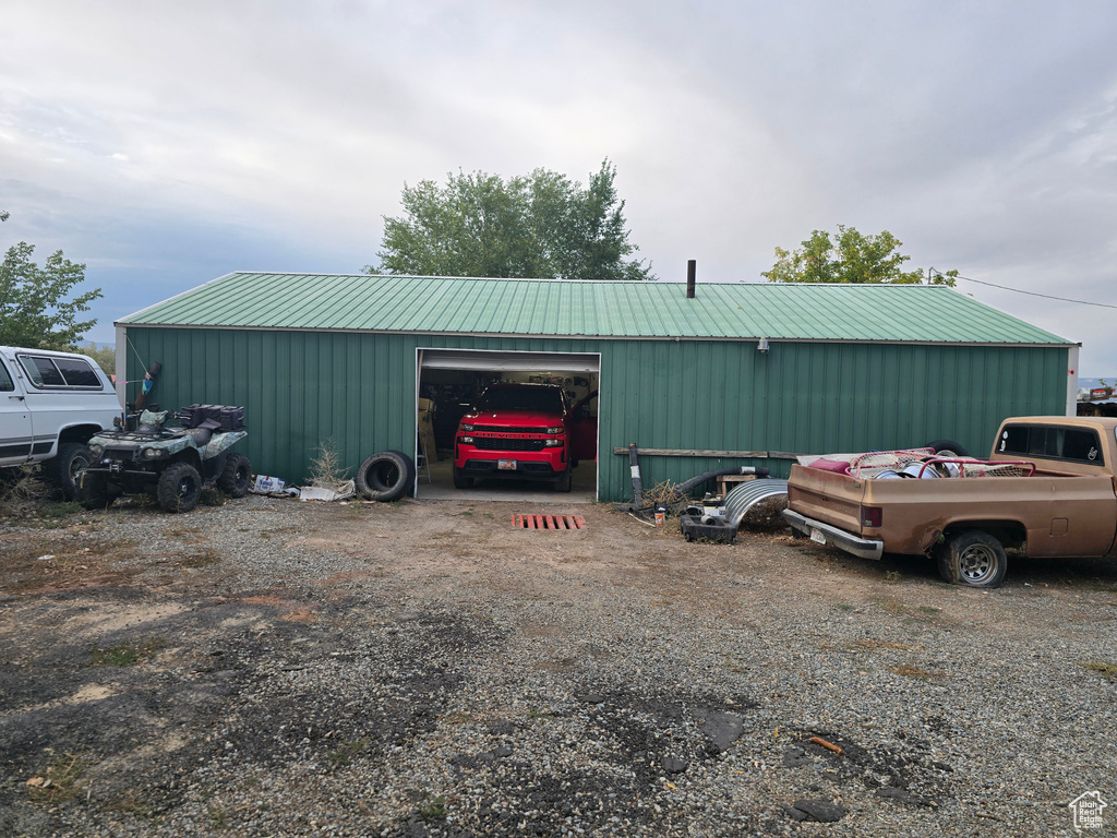1801 E 4500 S Naples, UT 84078