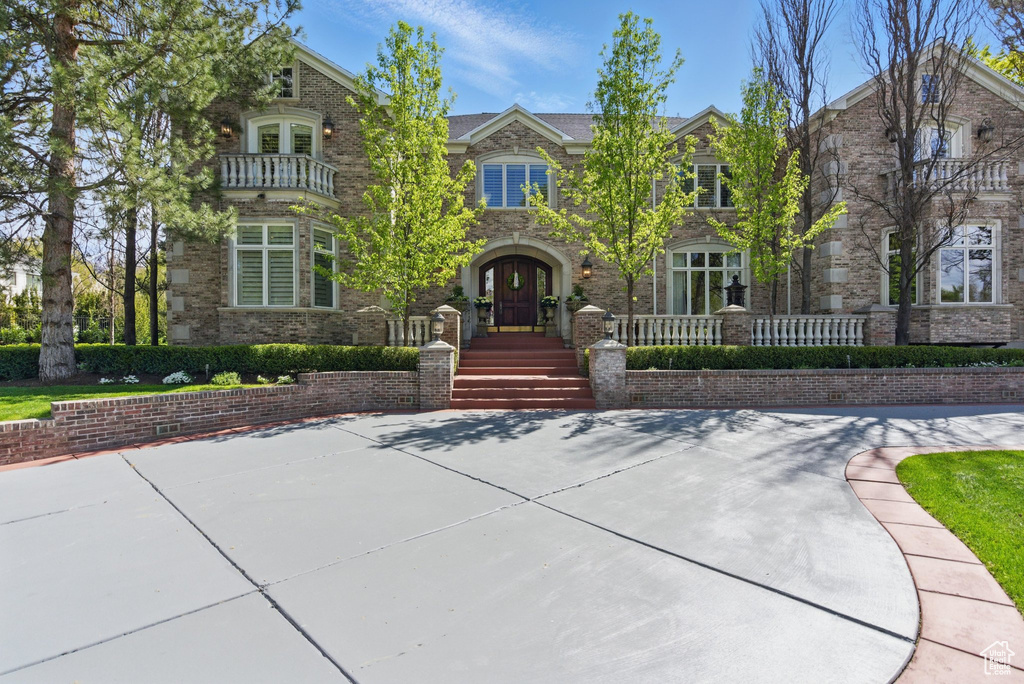 2428 E FIELD ROSE DR Holladay, UT 84121