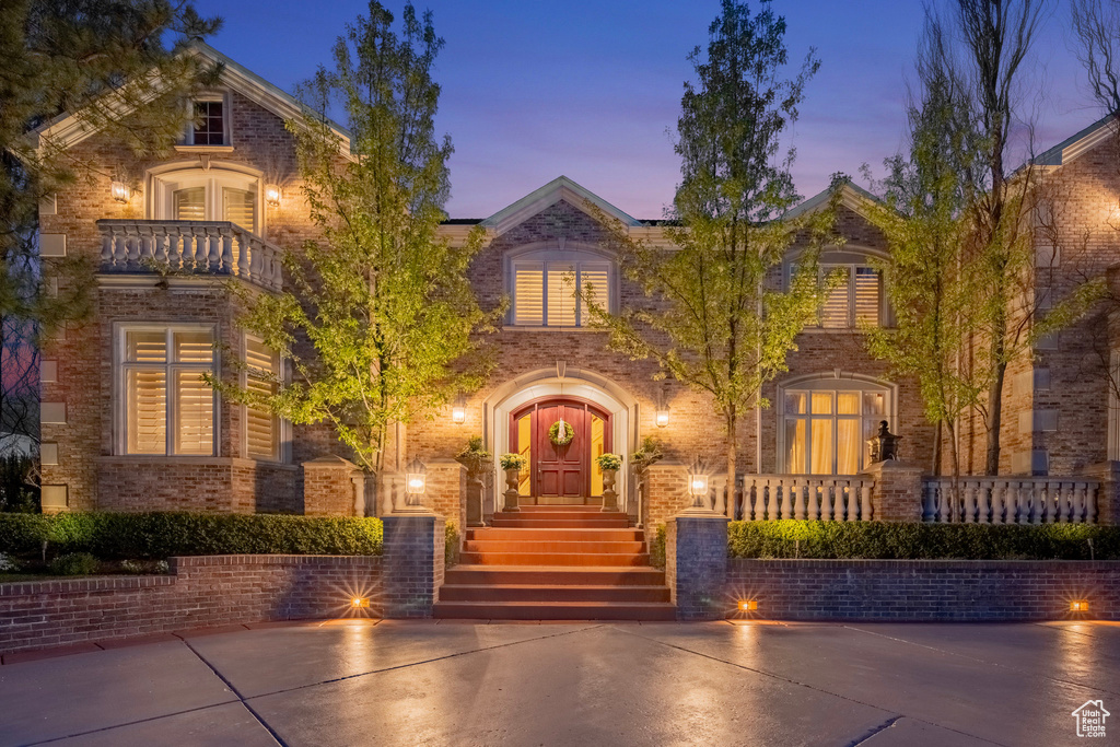 2428 E FIELD ROSE DR Holladay, UT 84121