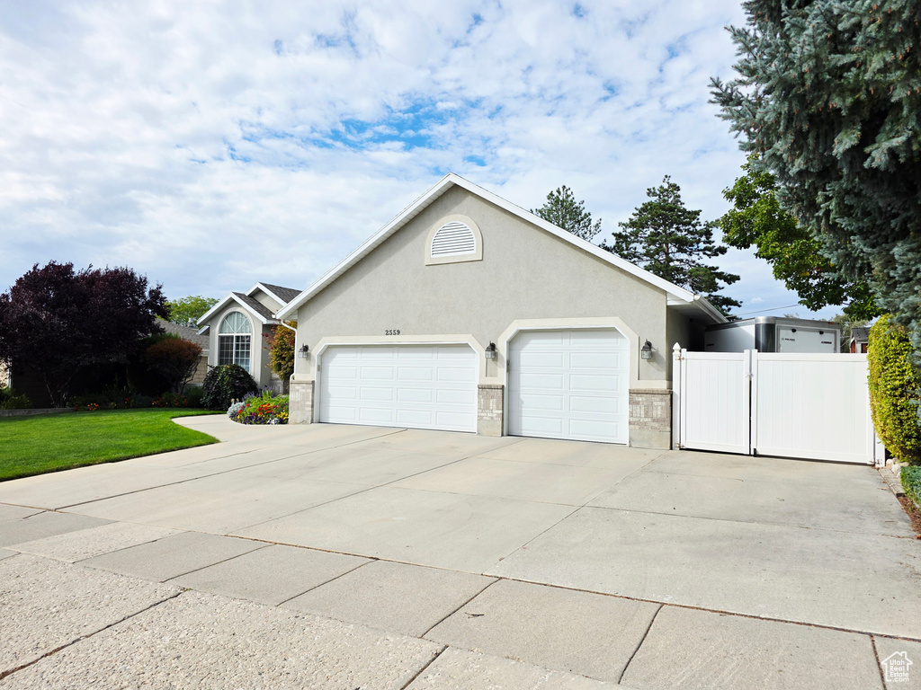 2559 E CUPECOY DR Cottonwood Heights, UT 84121